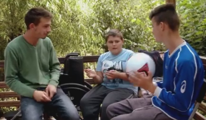 Gestul emoţionant pe care l-a făcut Andreea Marin pentru Violeta, femeia care a murit la scurt timp după ce echipa „Visuri la cheie” i-a renovat casa