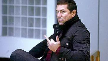 Iulian Ursoi, fost campion de karate si kick-boxing, a fost retinut dupa ce a batut o familie in plina strada