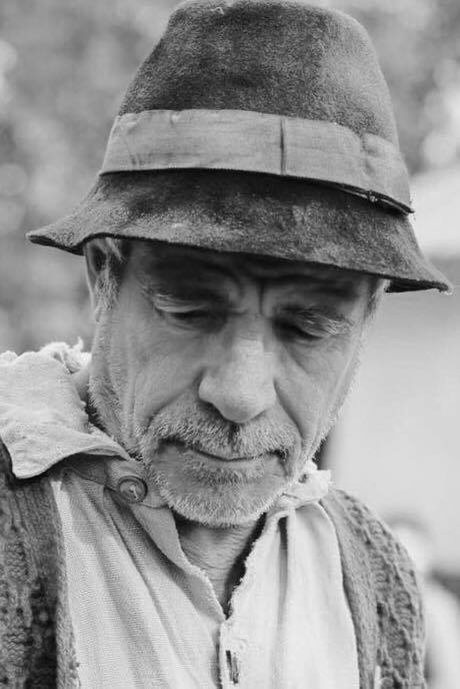 Ţi-l mai aminteşti pe ”State de România”?! Ce face şi cum arată acum Gheorghe Visu, după ce s-a spus că ar suferi de ciroză