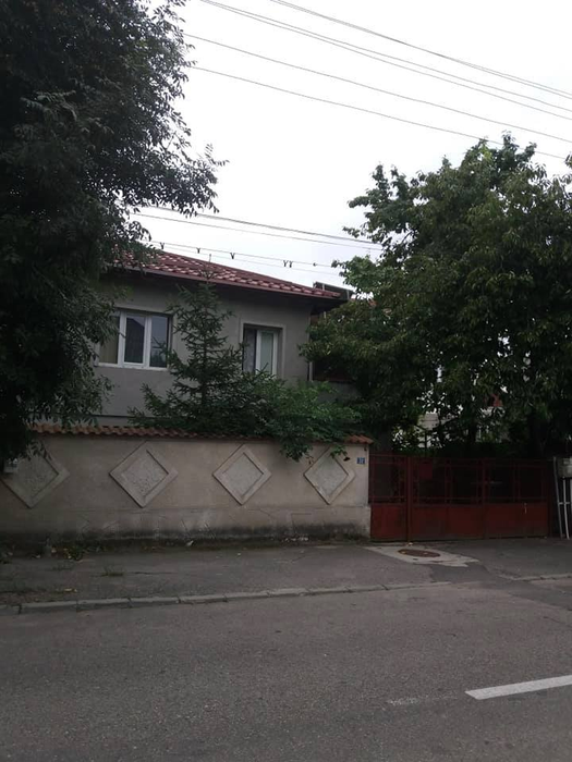 Casa în care locuia tânăra ucisă în accident