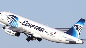Resturi ale avionului EgypAir, prăbuşit în Marea Mediterană!