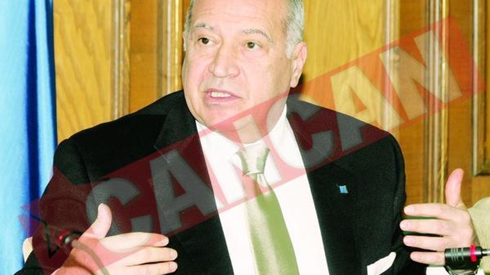 Dan Voiculescu: In Romania, de patru ani conduc niste clovni