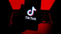 Romantism, fantezie și tone de bani: cărțile virale de pe TikTok cuceresc investitorii!