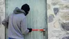 Un român și-a luat țeapa vieții în Grecia! Și-a lăsat banii la cazare și a rămas fără ei. Ce a observat pe camerele de supraveghere