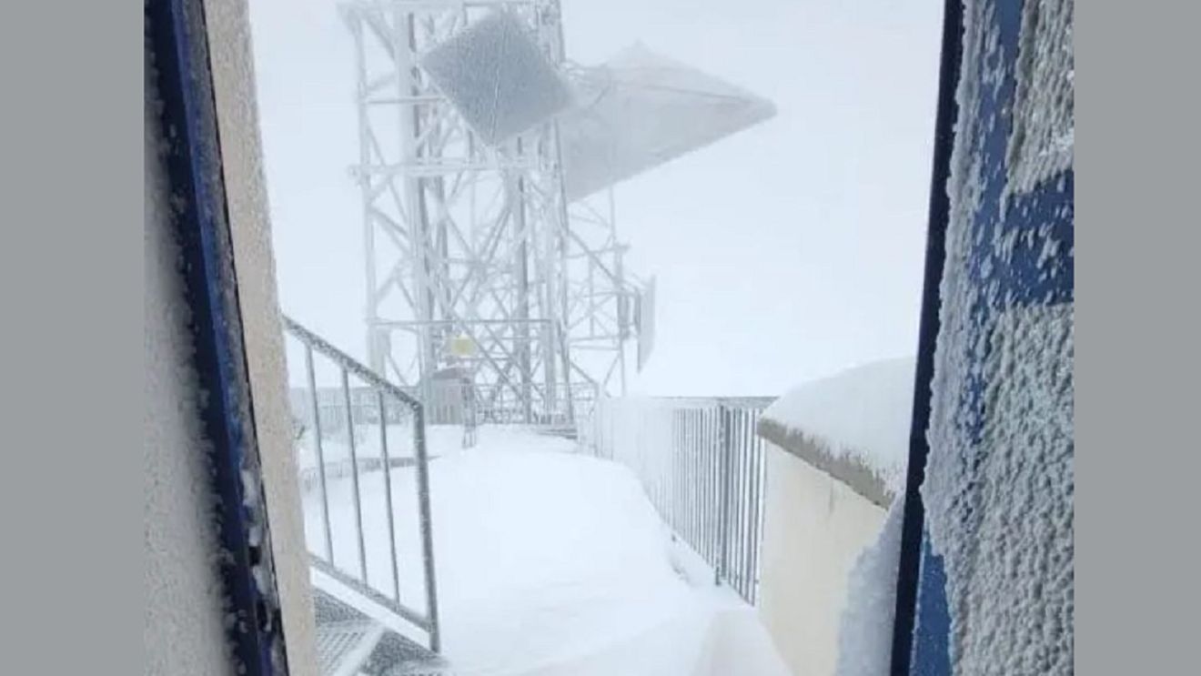 La București au fost 32 de grade, dar a nins în august la sute de km de România. Imaginea zilei vine din Austria