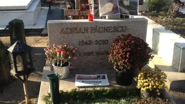 Imagini exclusive! Ce i-a adus fiul la mormânt lui Adrian Păunescu în prima zi de Crăciun