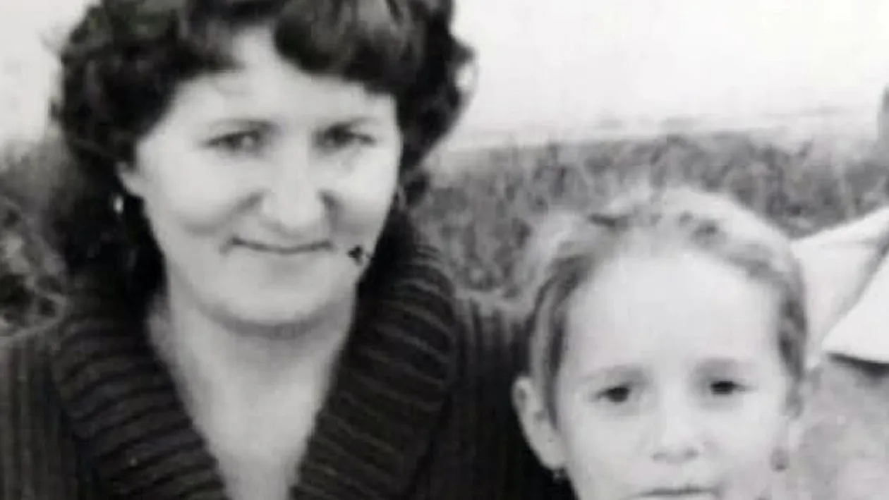 Ioana din Timișoara avea 12 ani când mama ei a fost ucisă la Revoluție. Cum arată acum, la 42 de ani și ce s-a întâmplat cu ea