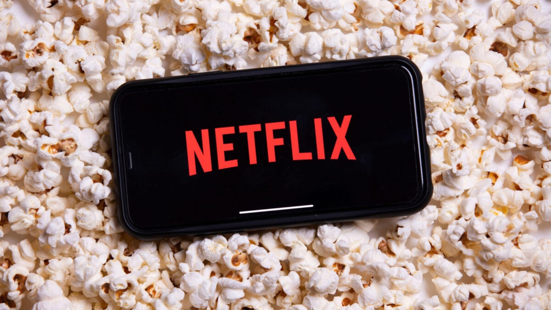 Serialul proaspăt lansat care a ajuns pe locul 1 pe Netflix! Toată planeta s-a uitat la el