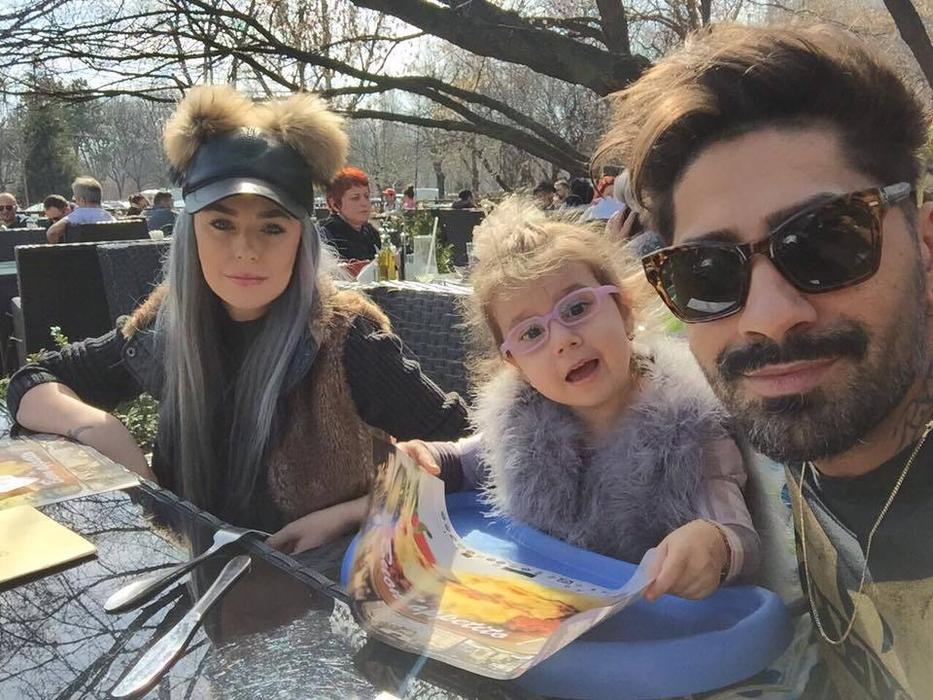Fotografia care i-a şocat pe fanii lui Connect-R. Cum s-au fotografiat Misha şi Maya. „Îmi stă inima!”