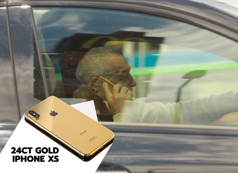 Gigi Becali și-a luat iPhone XS îmbrăcat în aur 24K