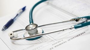 De la 1 aprilie românii nu mai au parte de aceste servicii la medicul de familie. Care sunt modificările