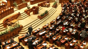 Motiunea de cenzura este citita in Parlament!