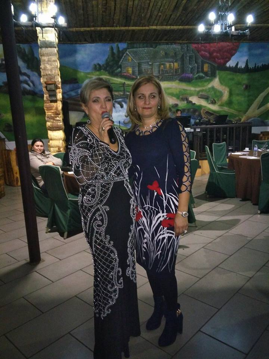 La 62 de ani, Nicoleta Voica a slăbit și pare că a întinerit. E prima vedetă din România care și-a pus silicoane