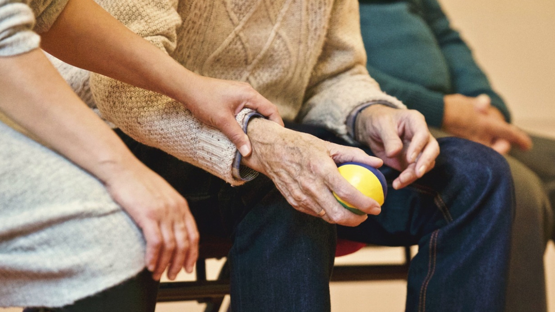 Vor fi sau nu tăiate pensiile românilor la recalculare? Modificări importante pentru pensionari, în 2024