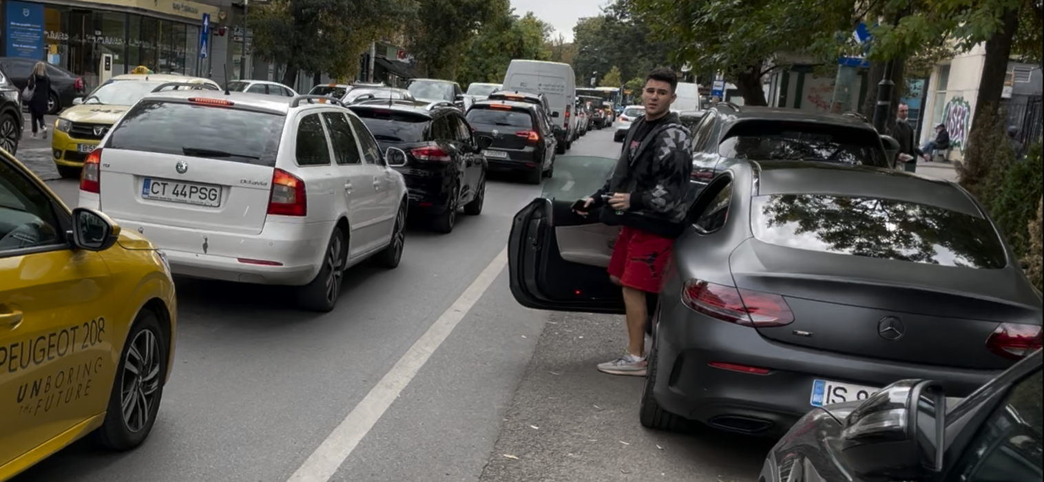 Mario Fresh s-a dat jos din mașină, pentru a merge la cumpărături
