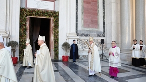 Ceremonie deosebită la Vatican: Poarta de la Bazilica Sfântul Paul a fost închisă. Papa Leon nu a fost prezent