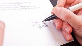 Zeci de maramureseni au fost pacaliti de o firma de recrutare! Au fost obligati sa renunte la pretentiile salariale!