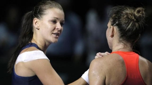Simona Halep, OUT de la Miami! Poloneza Radwanska a eliminat-o în turul al treilea! Cum a căzut după primul set