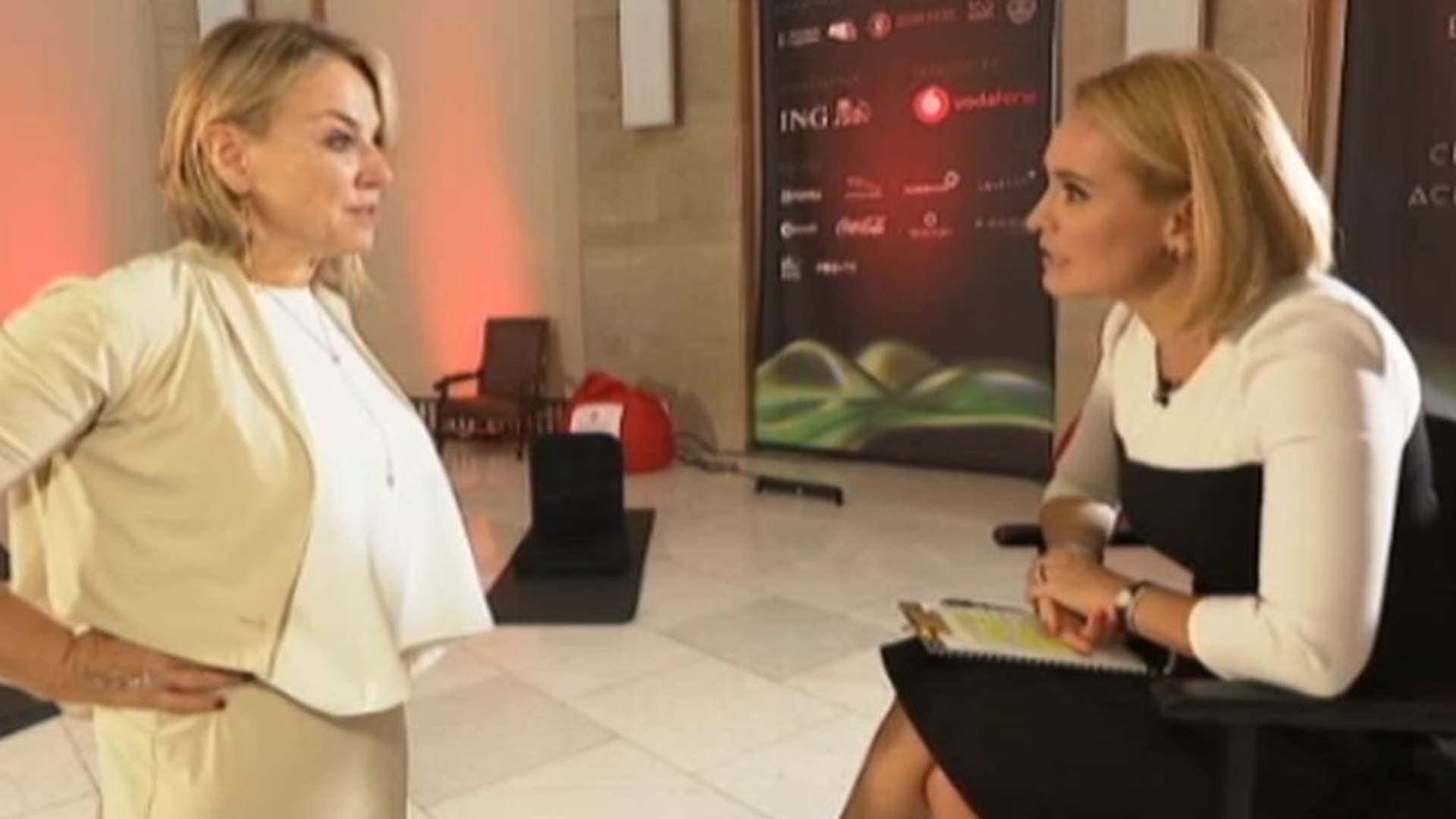Andreea Esca, interviu despre divorț cu Esther Perel: „Există viață după adulter pentru unii!”