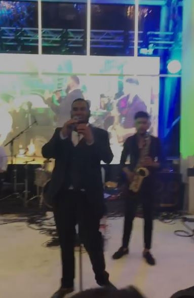 Azis a făcut show la microfon și chiar și pe ringul de dans