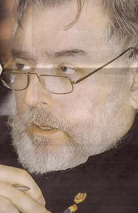 Adrian Păunescu s-a stins la 5 noiembrie 2010