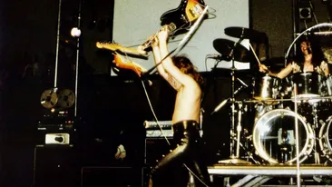 A murit Steve Priest, basist şi solist al trupei The Sweet. Fostul chitarist al formației: “Mă simt făcut bucăți acum”