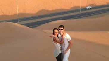 Pentru Denisa de la Bambi dragostea trece prin stomac! Sotul a cumparat patru prajituri, iar ea a devorat trei! Vezi imagini-soc!