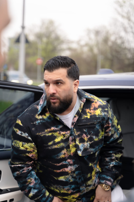 Tzanca Uraganu, primele declarații după ce a fost surprins alături de Laura Vass! (SURSA: SOCIAL MEDIA)