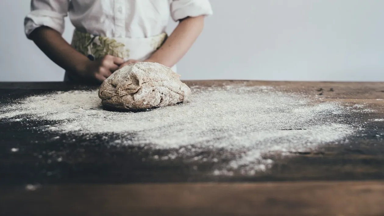 NU E BANC! Ce salariu are un brutar în Elveția. Cât câștigă lunar, de fapt