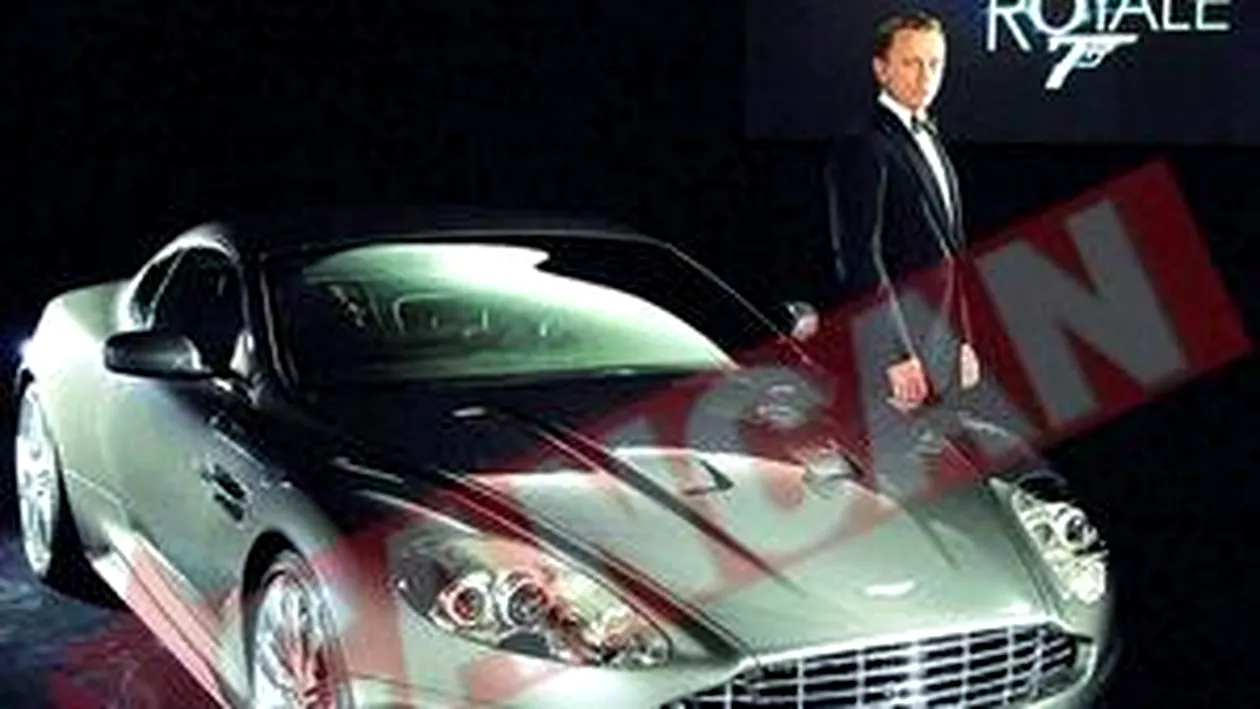 Masina lui James Bond, la Luxury Show