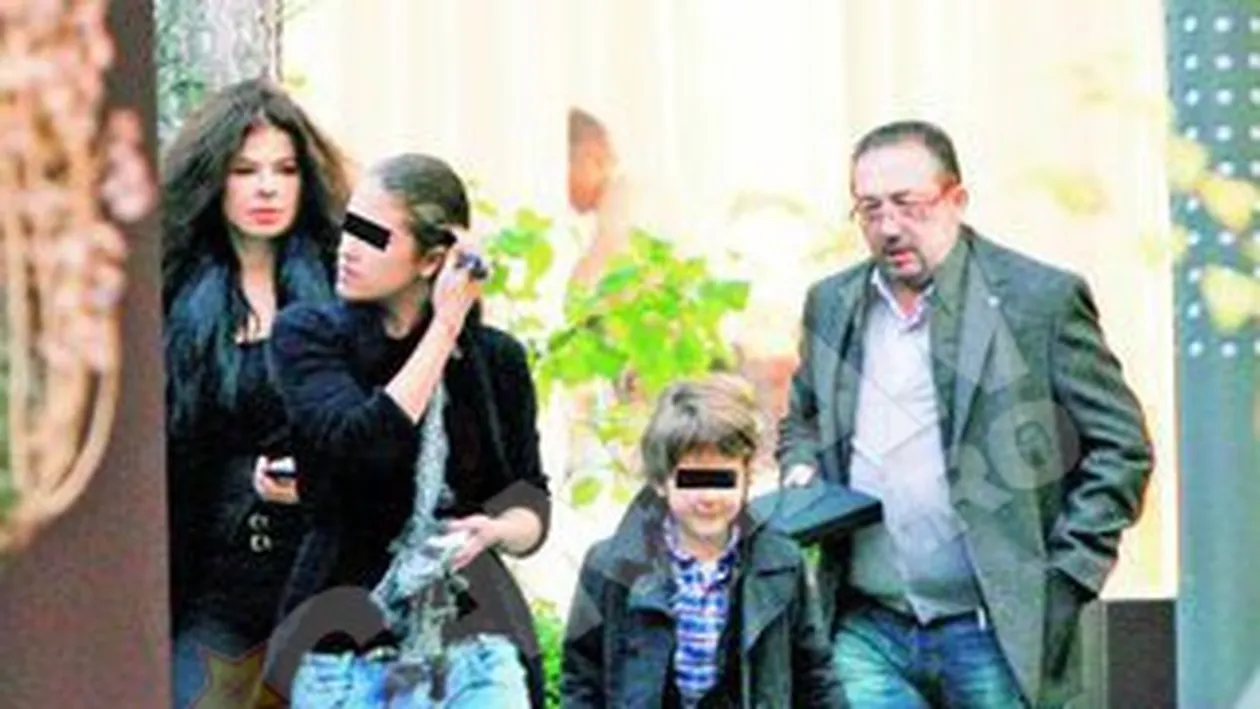 Florian Walter si-a dus familia la masa la primele ore ale zilei. Din aeroport, direct la restaurant