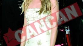 Jennifer Aniston da 20.000 $ pe luna pe cosmetice