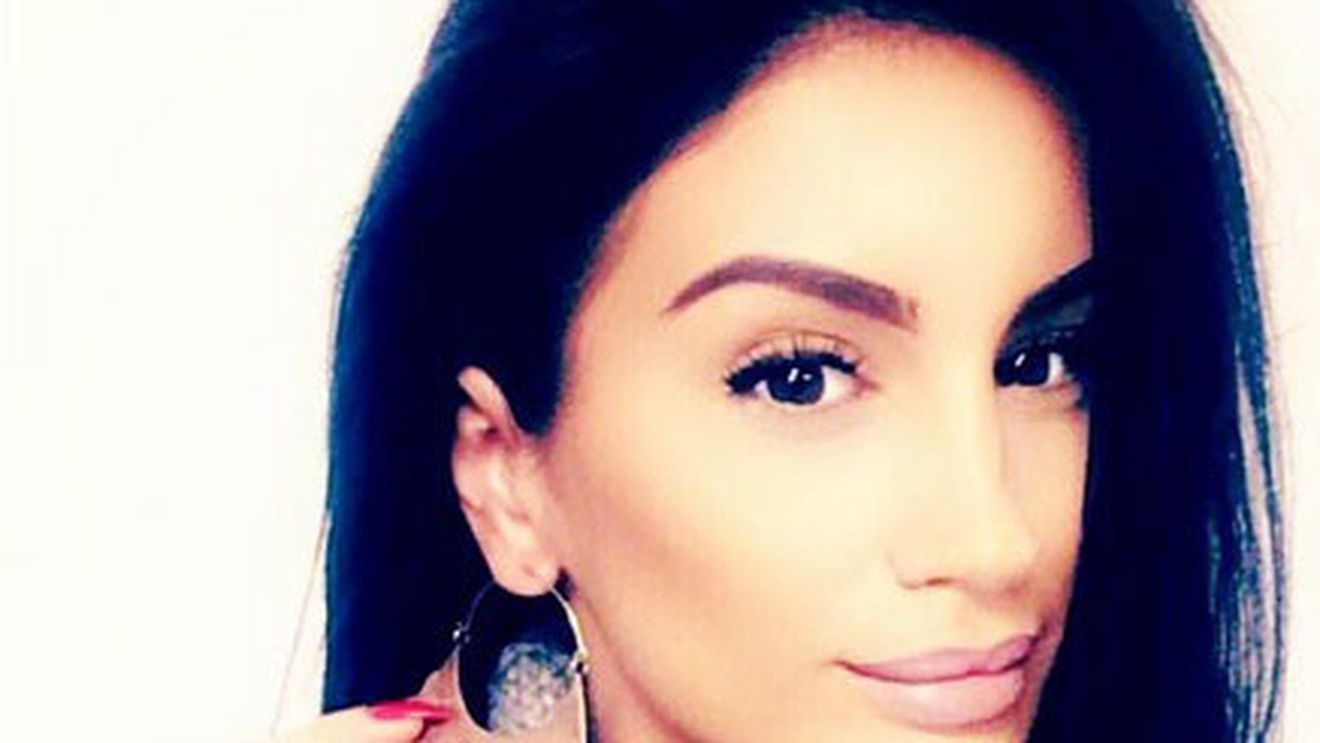 Geanina Ilieş e croită să dea uitării trecutul! După ce a plecat de la TV, acum a renunţat şi la brunet: ”Primul meu blond!”