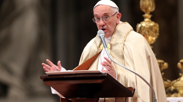 Papa Francisc: Crăciunul a fost luat ”ostatic” de materialism