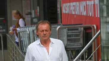 La 55 de ani arata ca la 35 cu doar 1.000 de abdomene si 2.500 de metri de bazin zilnic