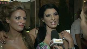 Sanziana Buruiana si Andreea Tonciu isi fac trupa! Fac vocalize in fiecare seara si vor sa o bata pe Inna!