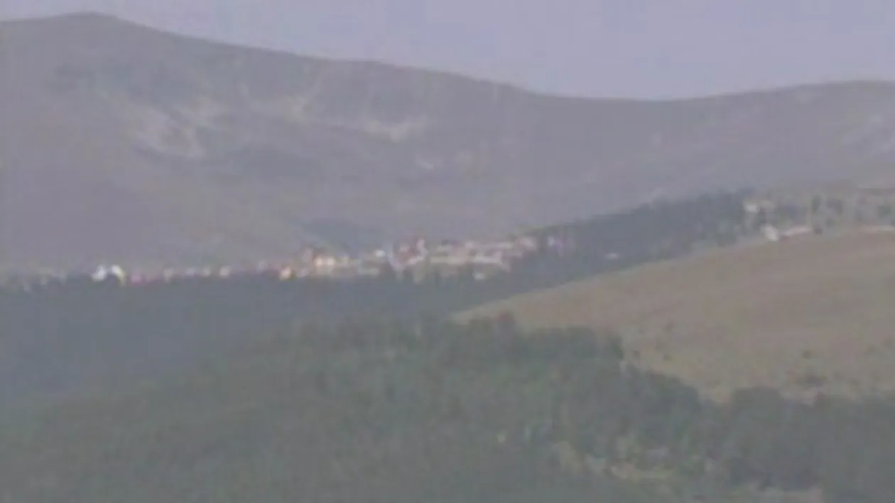 Un copil de 8 ani din Gorj, disparut de acasa, cautat de politisti cu elicopterul!