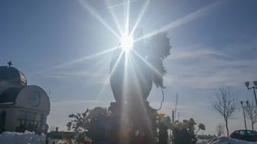 Ce a aparut la mormantul lui Adrian Iovan si la al Aurei Ion, la un an de la tragedia din Apuseni!