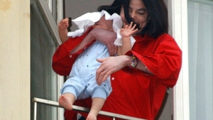 Cum arată fiul lui Michael Jackson la 22 de ani. Imagini RARE cu ”Blanket”, mezinul artistului. FOTO