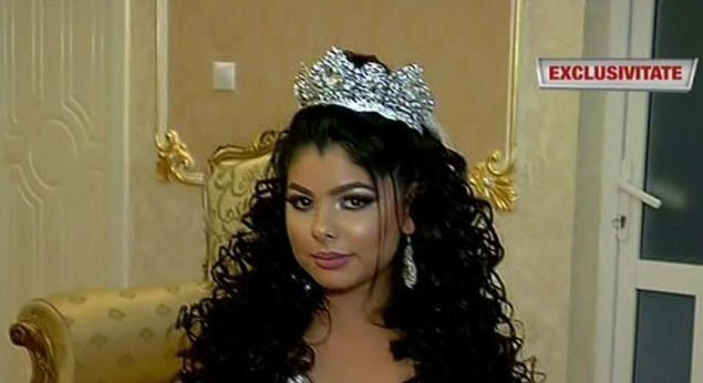 Nuntă mare! Maria Câmpina şi-a mai măritat o nepoată! Adrian Minune a fost invitat special