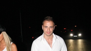 Căprioare în lumina farurilor. O poză rară cu Bianca Drăgușanu și Joe din Drumul Taberei