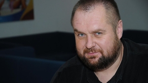 Logodnica unui cunoscut prezentator TV a facut cununia in secret. S-a maritat cu altul!