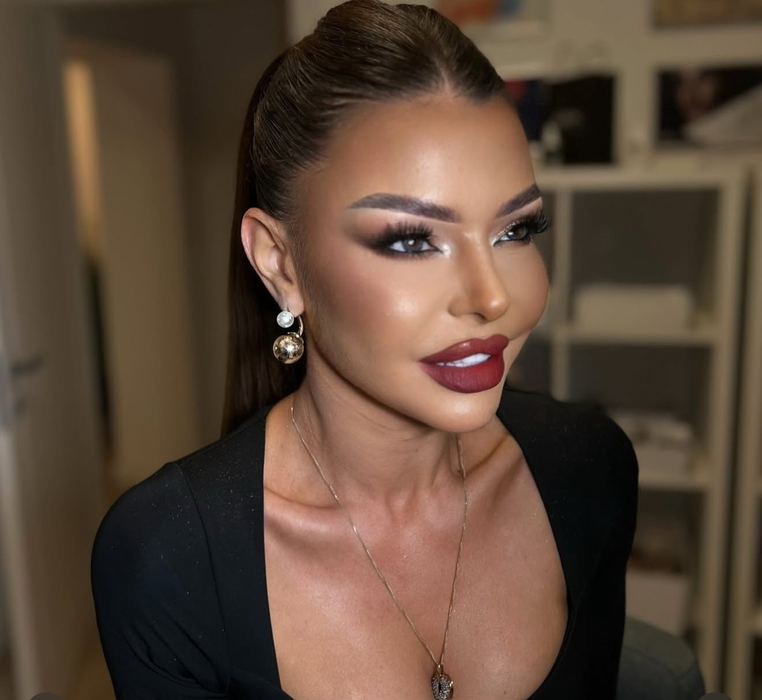 Ana Maria Mocanu vrea să încaseze bani de la începutul anului. sursă - social media