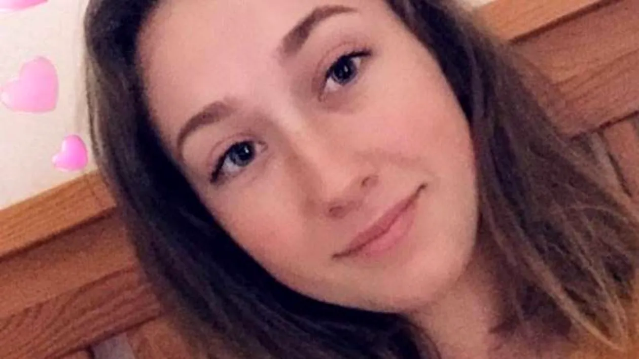 O tânără de 18 ani a fost găsită moartă în cadă. Descoperirea incredibilă făcută de medici