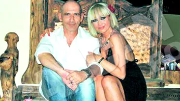 Fosta doamna Dichiseanu a vrut sa divorteze de mai multe ori! Parintii Simonei Florescu nu isi cunosc ginerele grec