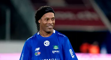 Primele imagini cu Ronaldinho în România! Balonul de Aur, meci de senzație în Iași: ”Este ceva istoric”