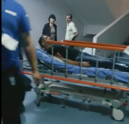 Cristian Boureanu, adus pe targă la spital