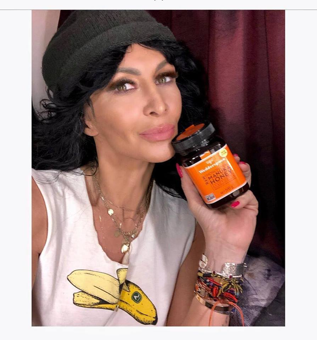 Criticată din cauza operațiilor estetice pe care și le-a făcut, Mihaela Rădulescu a dat răspunsul: ”E și asta…”
