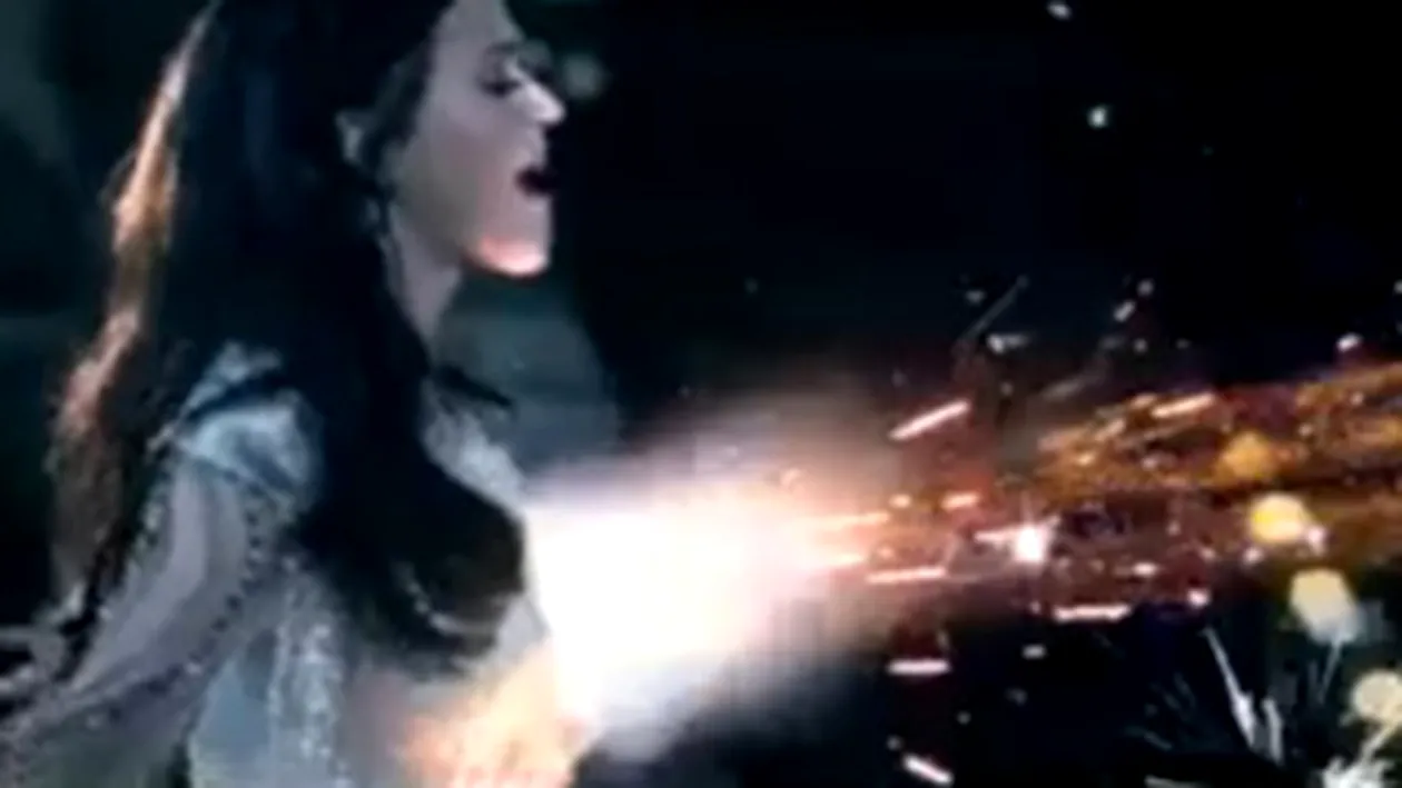 Sanii lui Katy Perry au luat foc