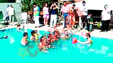 Nunta in piscina!